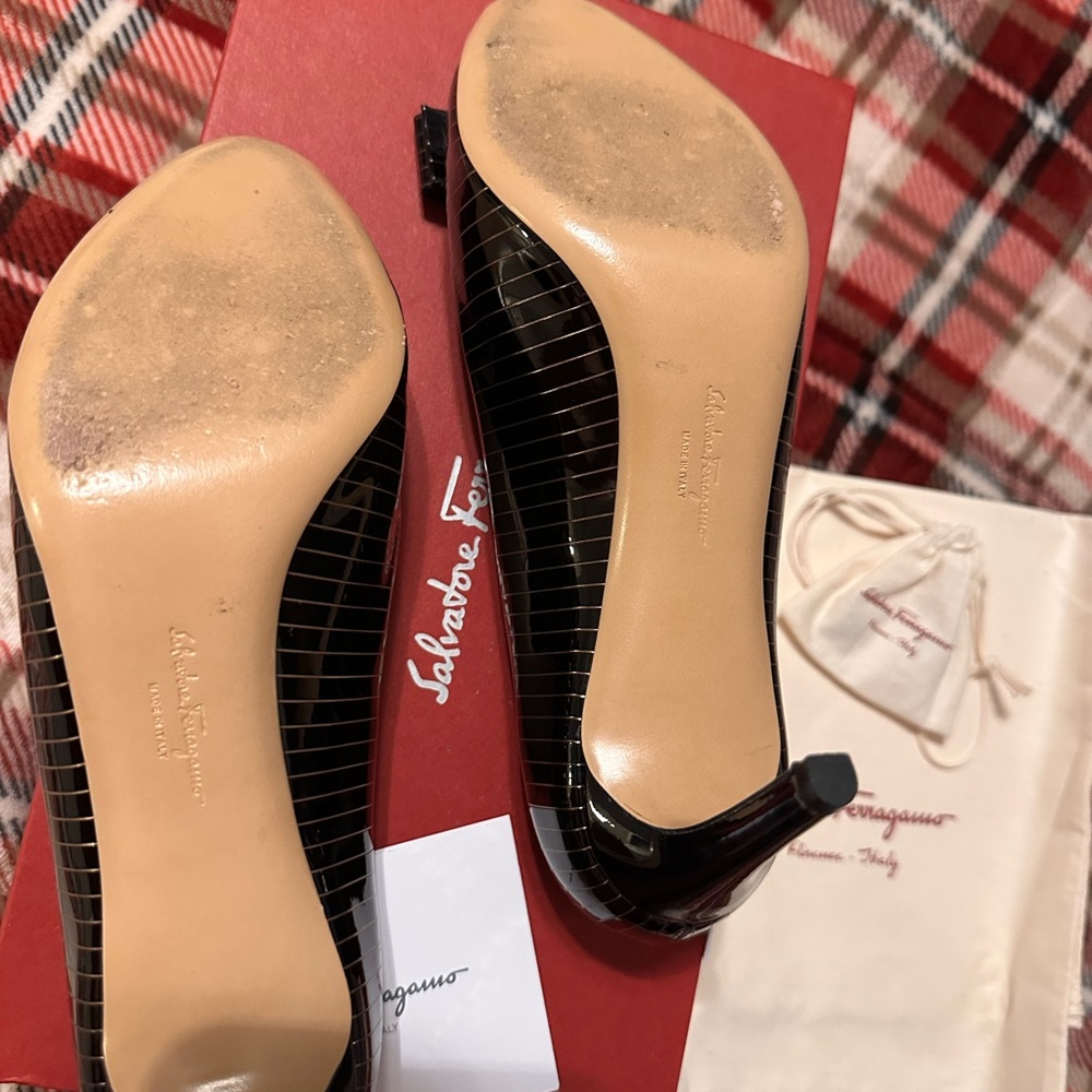 Ferragamo - Picture 5 of 5
